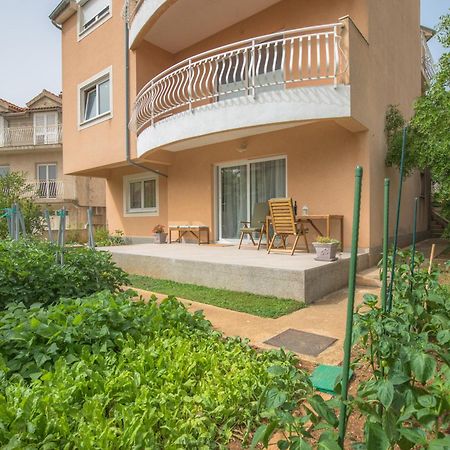 Elena Apartment Sibenik Luaran gambar